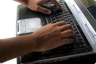 sneltoetsen = toetsenbord toetscombinaties 